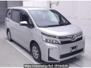 Toyota Voxy ZRR80G