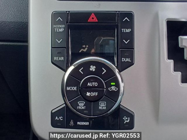 Used 2010 AT toyota noah ZRR70G Image[25]