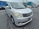 Toyota Noah ZRR70G