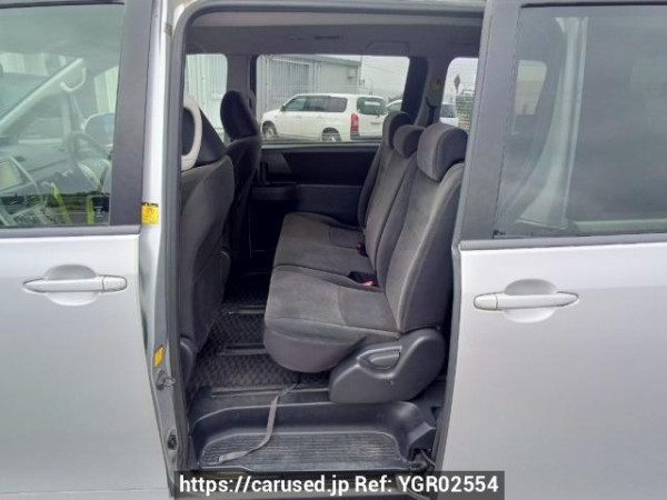Used 2010 AT toyota noah ZRR70G Image[16]