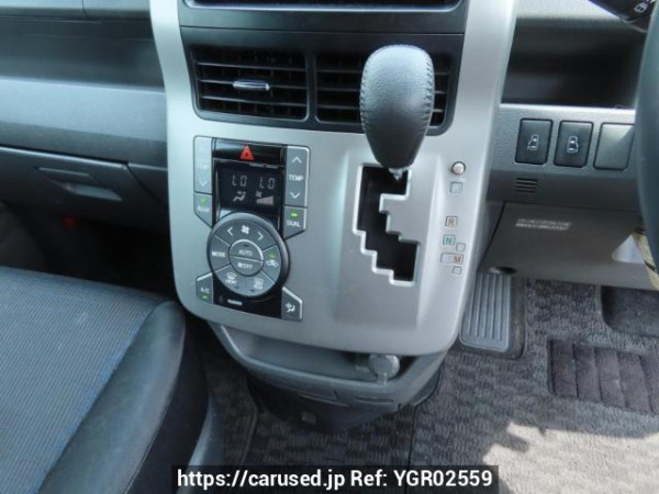 Used 2009 AT toyota voxy ZRR70W Image[27]