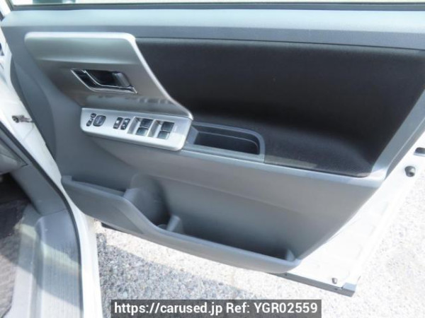 Used 2009 AT toyota voxy ZRR70W Image[34]