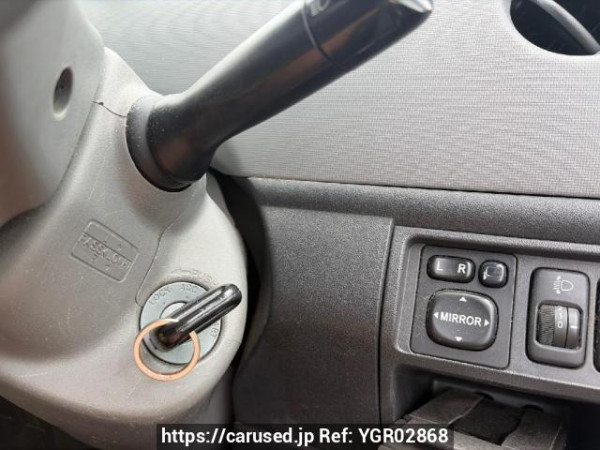 Used 2004 AT toyota sienta NCP81G Image[18]