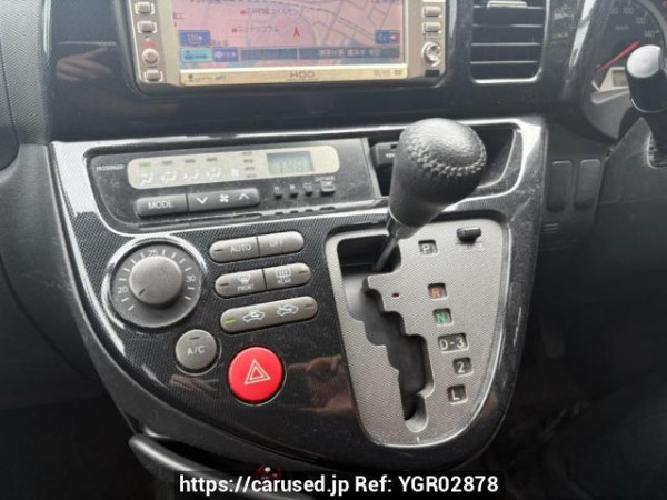 Used 2004 AT toyota wish ZNE10G Image[23]