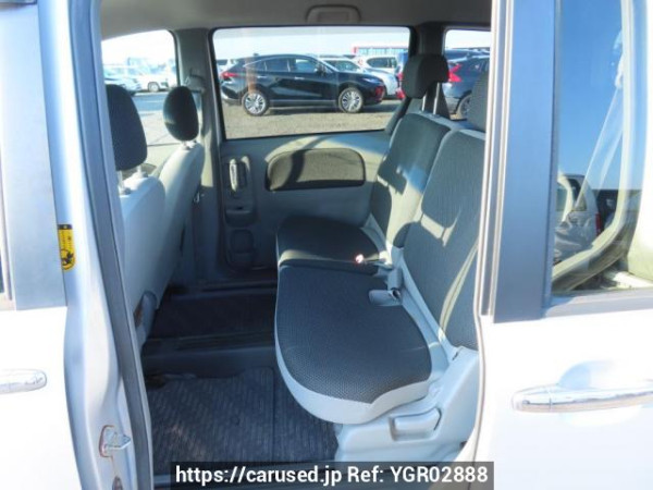 Used 2005 AT toyota sienta NCP81G Image[19]