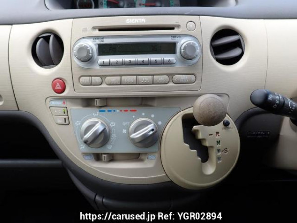 Used 2005 AT toyota sienta NCP81G Image[19]