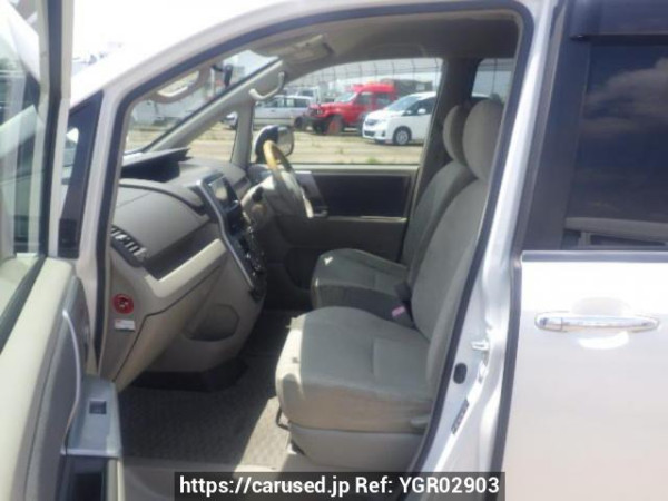 Used 2009 AT toyota noah ZRR70W Image[12]