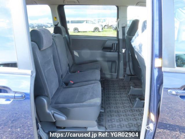 Used 2010 AT toyota noah ZRR70G Image[13]