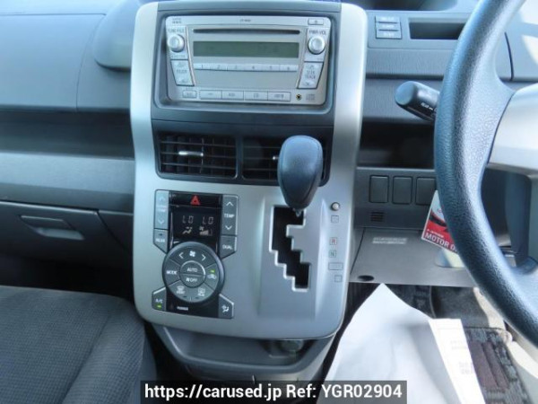 Used 2010 AT toyota noah ZRR70G Image[19]