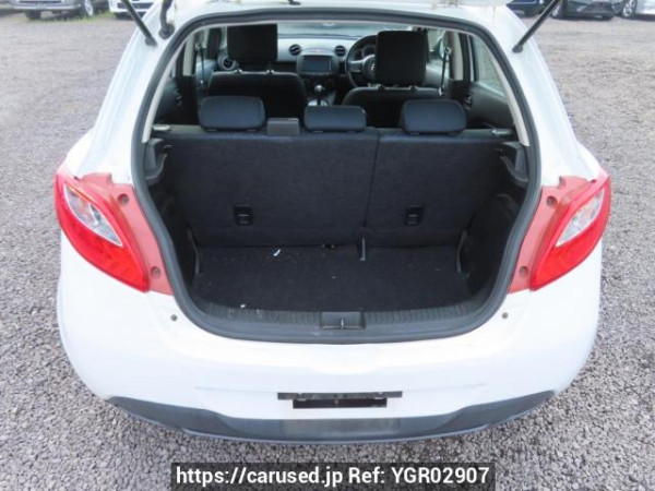 Used 2013 AT mazda demio DE3FS Image[8]