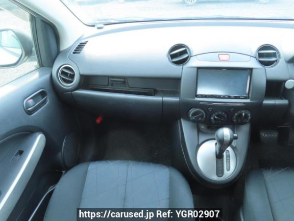 Used 2013 AT mazda demio DE3FS Image[19]