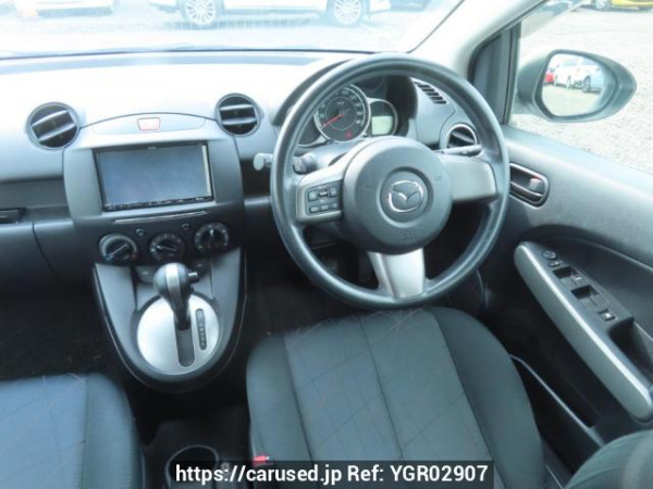 Used 2013 AT mazda demio DE3FS Image[21]