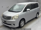 Toyota Noah ZRR75G