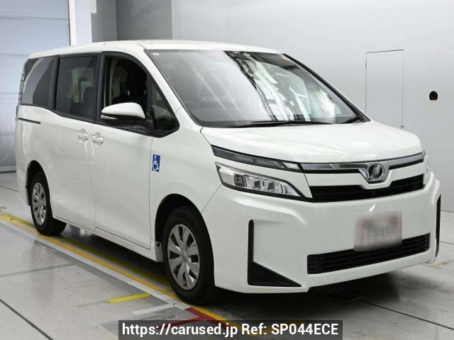 Buy Used 2019 Toyota Voxy ZRR80Gｶｲ (SP044ECE) - Carused.jp