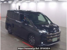 Toyota Noah ZWR90W