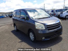 Toyota Noah ZRR75G