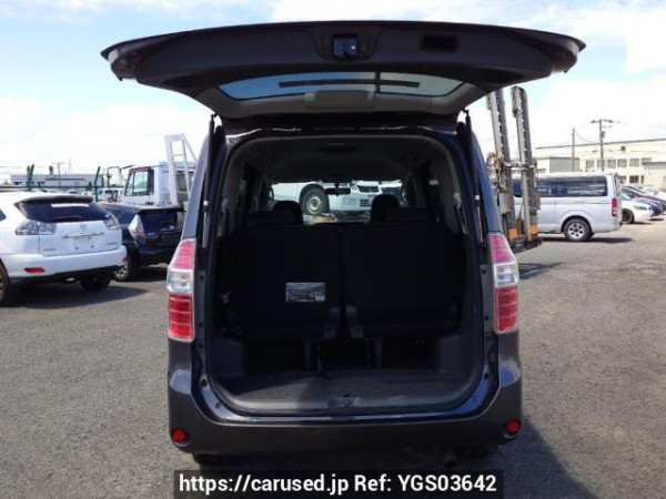 Used 2009 AT toyota noah ZRR75G Image[8]