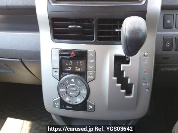 Used 2009 AT toyota noah ZRR75G Image[18]