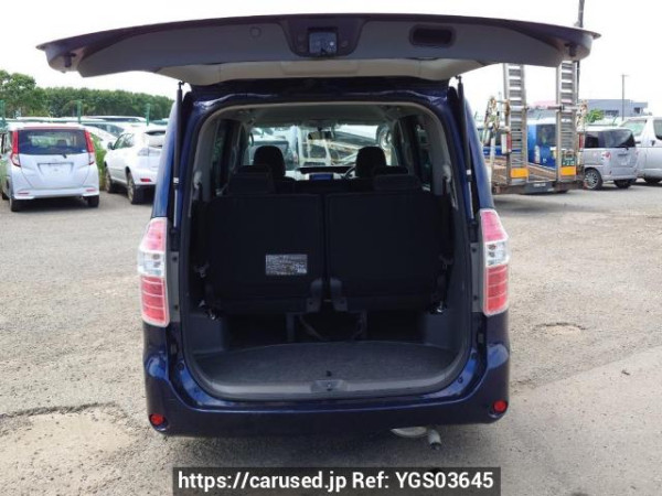 Used 2008 AT toyota noah ZRR75G Image[8]