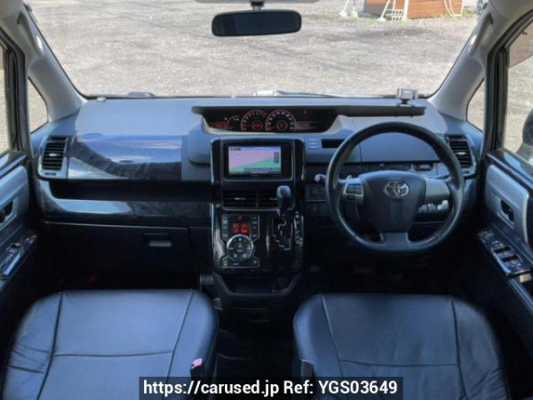 Used 2010 AT toyota noah ZRR75W Image[17]