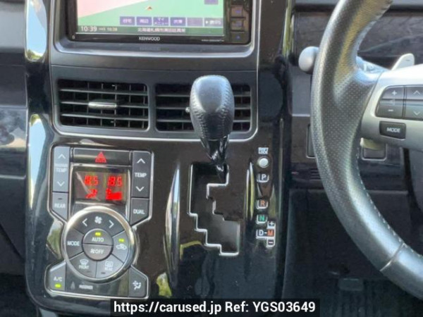 Used 2010 AT toyota noah ZRR75W Image[26]