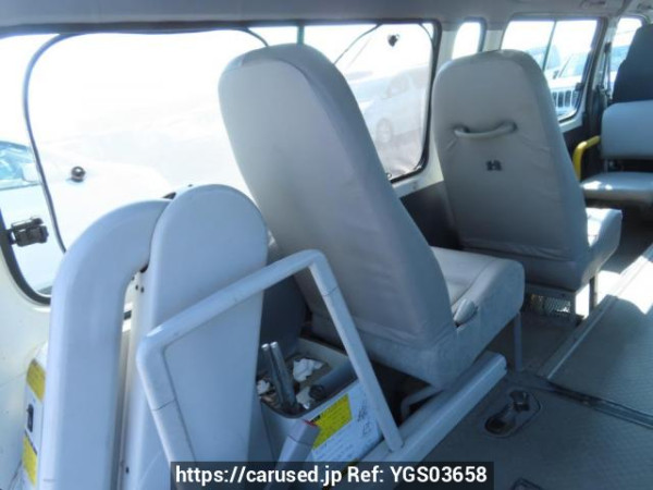 Used 2004 AT toyota hiace-commuter TRH124B Image[10]