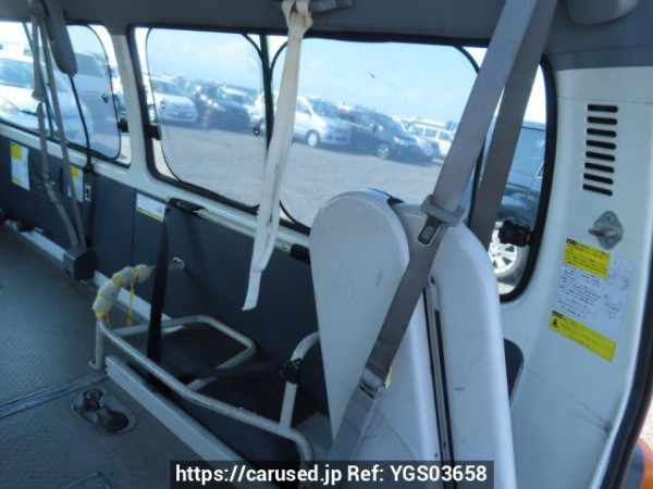 Used 2004 AT toyota hiace-commuter TRH124B Image[11]