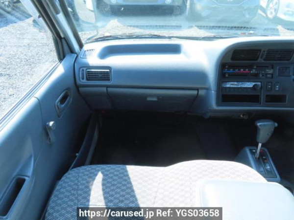 Used 2004 AT toyota hiace-commuter TRH124B Image[26]