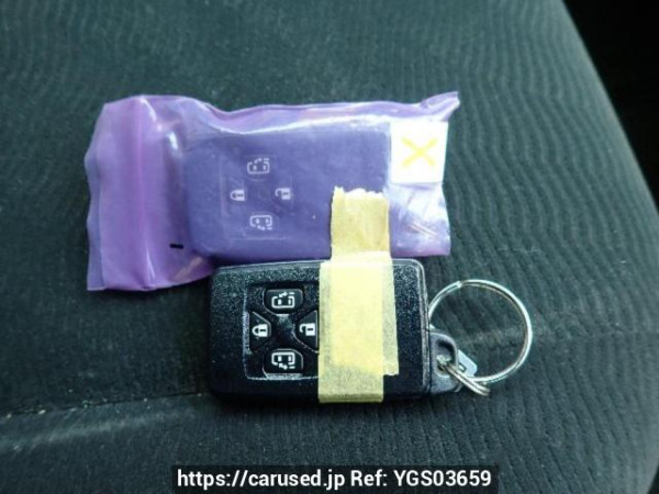 Used 2011 AT toyota noah ZRR70G Image[26]
