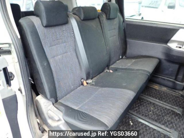 Used 2010 AT toyota noah ZRR70W Image[12]