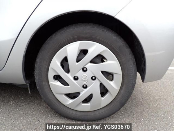 Used 2017 AT toyota aqua NHP10 Image[31]