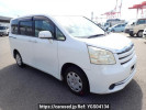 Toyota Noah ZRR70G