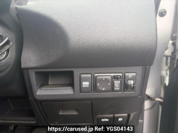 Used 2012 AT nissan tiida-latio SC11 Image[16]