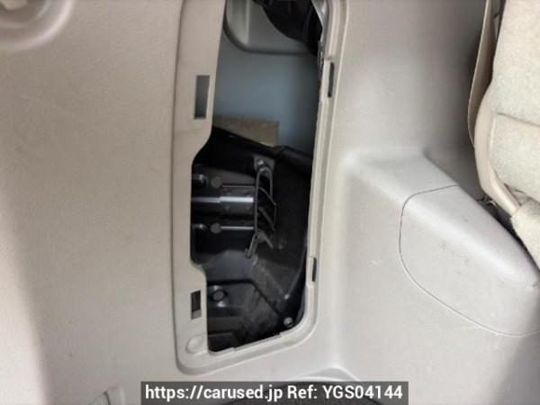 Used 2005 AT toyota noah AZR65G Image[23]