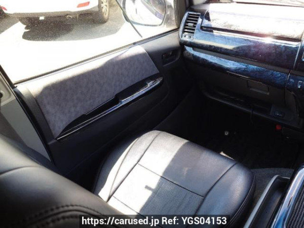 Used 2005 AT toyota hiace-van KDH205V Image[17]