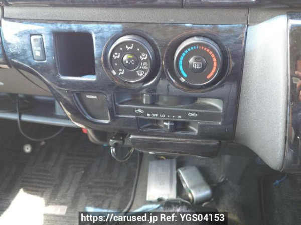 Used 2005 AT toyota hiace-van KDH205V Image[21]