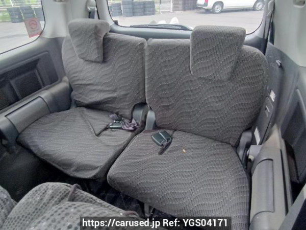 Used 2009 AT toyota voxy ZRR70W Image[16]