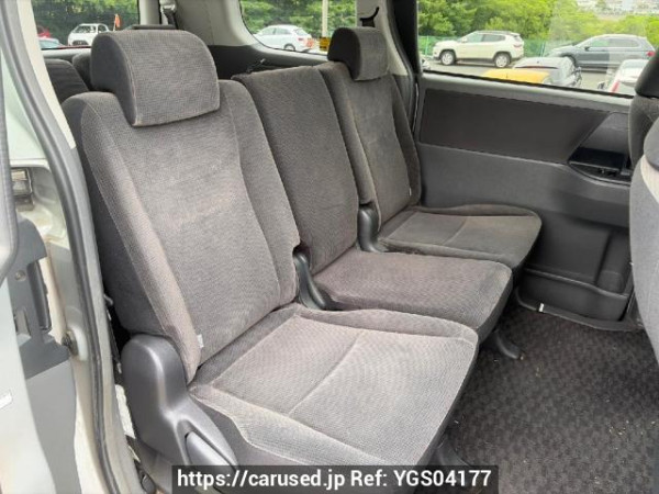 Used 2007 AT toyota noah ZRR70G Image[10]