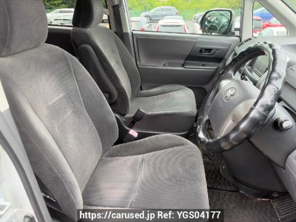 Used 2007 AT toyota noah ZRR70G Image[11]