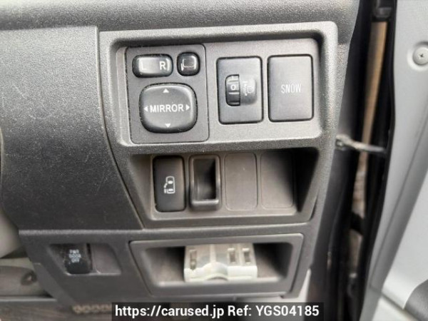 Used 2007 AT toyota sienta NCP81G Image[16]