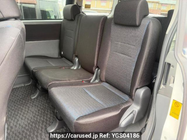 Used 2009 AT toyota voxy ZRR70W Image[8]