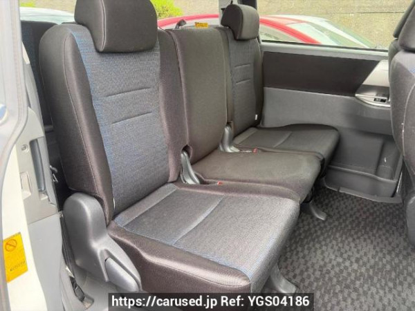 Used 2009 AT toyota voxy ZRR70W Image[10]
