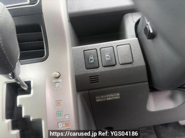 Used 2009 AT toyota voxy ZRR70W Image[14]