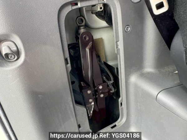 Used 2009 AT toyota voxy ZRR70W Image[45]