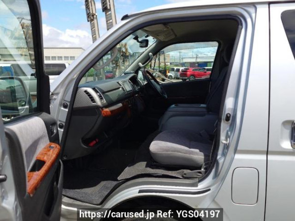 Used 2006 AT toyota regiusace-van KDH205V Image[13]