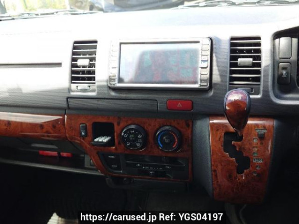 Used 2006 AT toyota regiusace-van KDH205V Image[18]