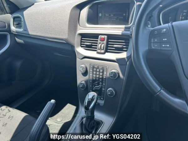 Used 2015 AT volvo v40 MB4164T Image[20]