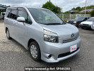 Toyota Voxy ZRR70G