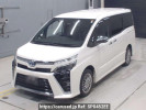 Toyota Voxy ZWR80W