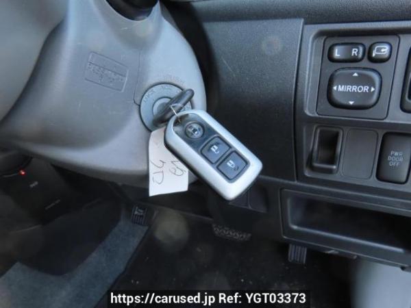 Used 2005 AT toyota sienta NCP81G Image[33]